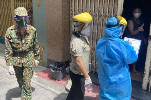 'Combo' đi chợ giúp dân có gì?