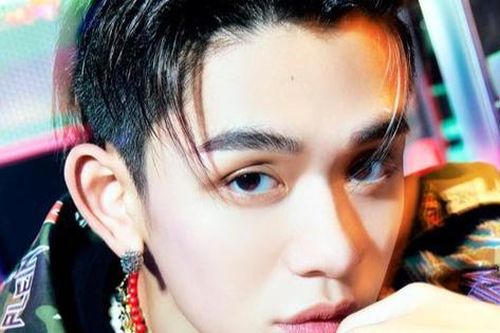 Nội bộ fan Lucas phản ứng trái ngược: 'Cây hút fan' của NCT/ WayV nên rời nhóm hay ở lại?