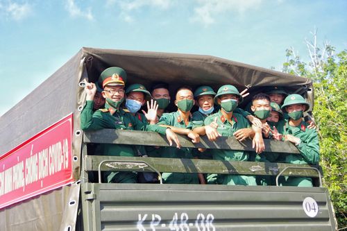 Bộ Quốc phòng tăng cường 2.000 quân nhân cho Bình Dương