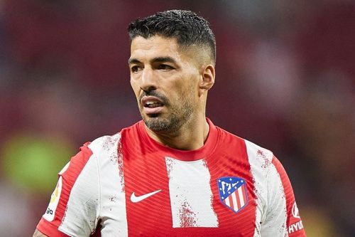 Suarez không được khoác áo tuyển Uruguay