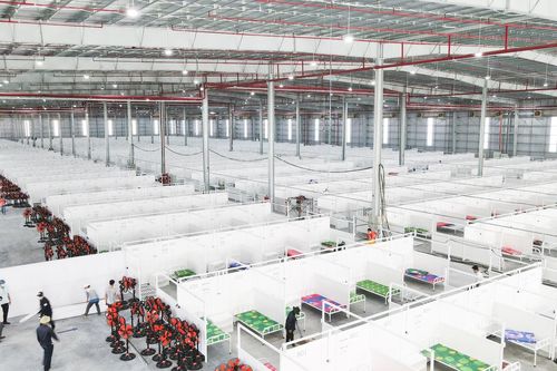 Bình Dương: Khẩn trương xây dựng kế hoạch ứng phó trên 150.000 ca COVID-19