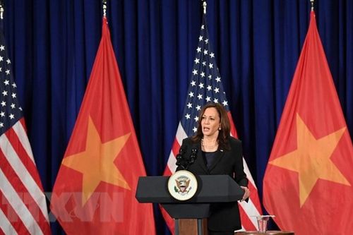 Phó Tổng thống Hoa Kỳ Kamala Harris họp báo nhân chuyến thăm Việt Nam
