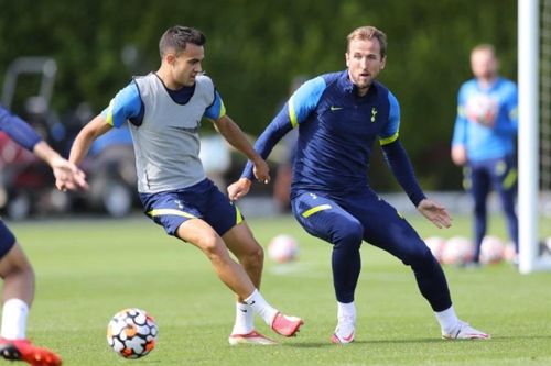 Cam kết ở lại Tottenham, Kane được tăng ngay lương khủng