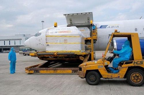 Tuần này, Việt Nam sẽ nhận thêm 3-4 triệu liều vắc xin