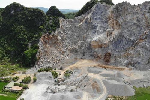 Chính quyền 'bật đèn xanh' cho Công ty Anh Việt Hương nhờn luật?