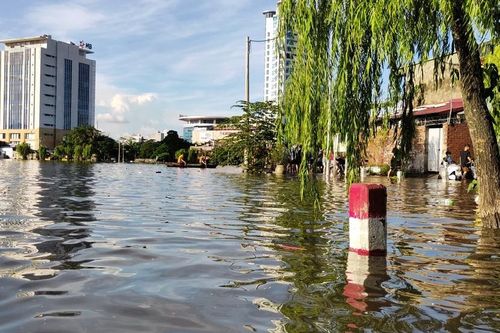Hải Phòng: Hai chị em mất tích sau trận mưa lớn