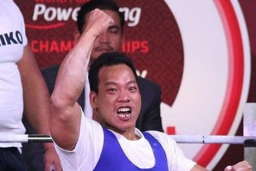 Lực sĩ Lê Văn Công giành HCB cử tạ Paralympic Tokyo vì nặng hơn...100g