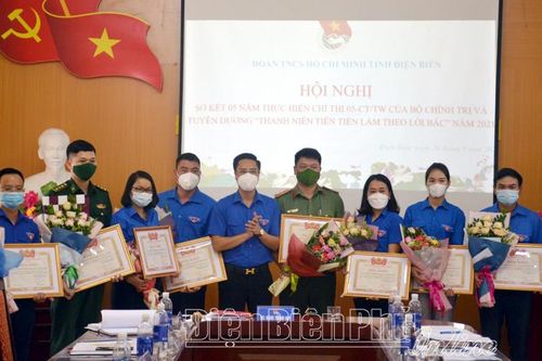 Tỉnh đoàn khen thưởng 9 tập thể, 15 cá nhân thực hiện tốt Chỉ thị 05