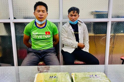Bắt giữ 2 anh em ruột rủ nhau đi buôn bán ma túy