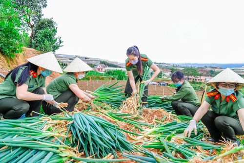 Tuổi trẻ Công an tỉnh đồng hành cùng cuộc chiến chống dịch