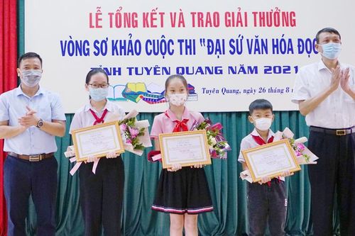 Trao giải vòng sơ khảo cuộc thi Đại sứ văn hóa đọc