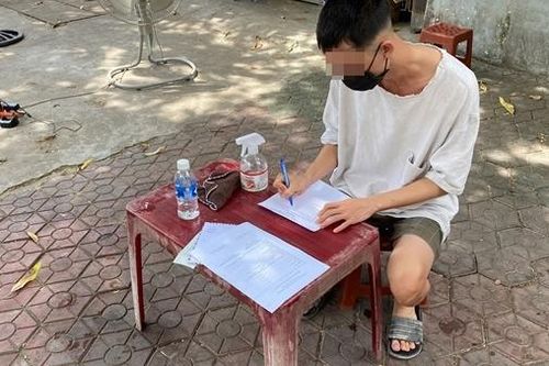 Ra đường giữa mùa dịch, tài xế dương tính với ma túy bị phạt 42,5 triệu đồng