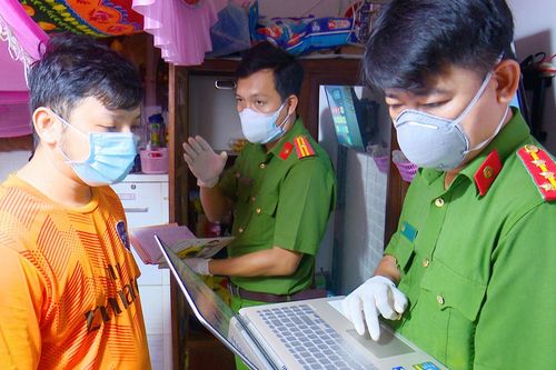 Khám xét chi nhánh của F88 tại Bạc Liêu