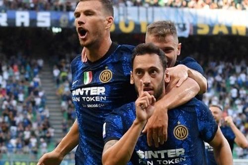 Soi kèo nhà cái Verona vs Inter Milan và nhận định bóng đá Ý (01h45, 28/8)