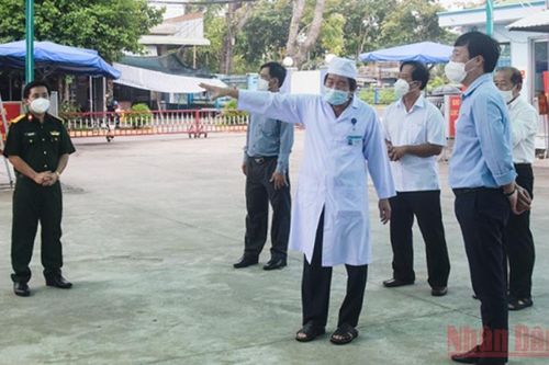 Nhân viên khu điều trị F0 về địa phương ở Đồng Tháp phải có giấy tờ xác nhận