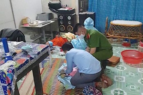 Băng rừng hỗ trợ sản phụ sinh con an toàn tại nhà