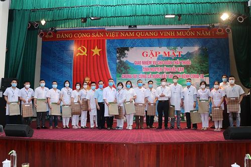 Bắc Kạn hỗ trợ thêm 18 cán bộ y tế cho TP Hồ Chí Minh