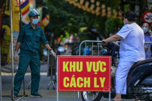 Hà Nội: Phong tỏa khu vực gần 2.000 dân vì COVID-19 tại phường Giáp Bát
