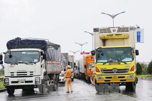 Bộ Giao thông lại yêu cầu địa phương bỏ quy định gây khó lưu thông