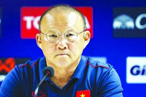 Nóng: Ông Park loại Văn Hoàng, tuyển Việt Nam ra Nội Bài lúc nửa đêm