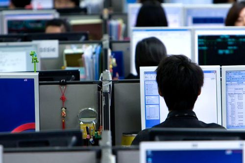 Trung Quốc lên án kiểu làm việc 996 là bất hợp pháp