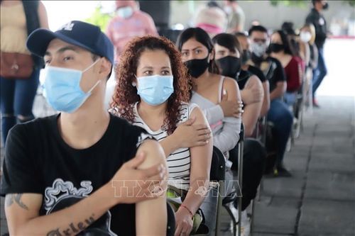 Các tổ chức đa phương hối thúc việc chia sẻ vaccine