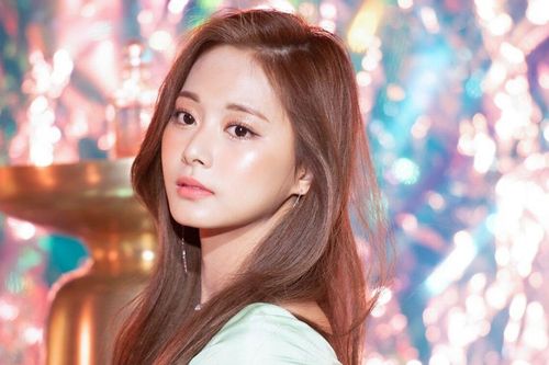 Lộ danh sách 47 cái tên sắp bị 'lên thớt': Tử Du (TWICE) cũng góp mặt, chuyện gì đây?