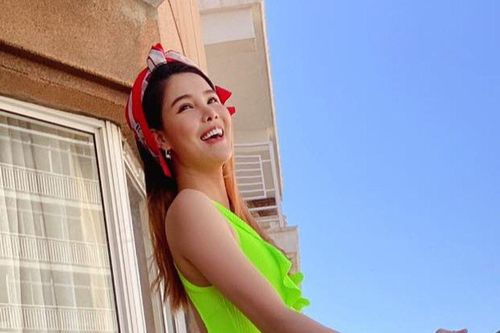 Kỳ Hân hiếm hoi khoe dáng sau sinh 2 con cho Mạc Hồng Quân, fan tròn mắt với body ấy!
