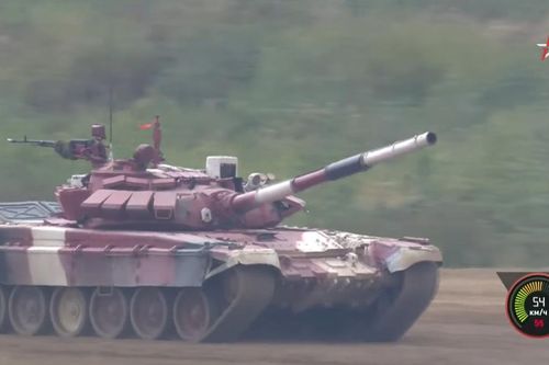Gặp nhiều trở ngại trong ngày thứ 2, đội tuyển xe tăng Việt Nam vẫn còn cơ hội