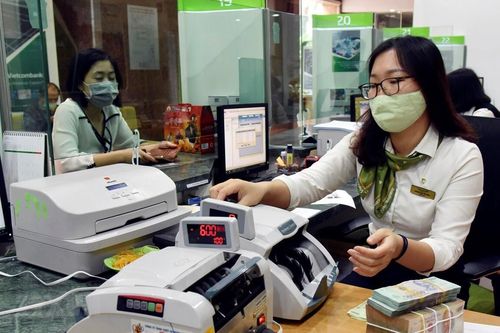 Từ 1/9, lãi suất tiền gửi dự trữ bắt buộc bằng đồng Việt Nam là 0,5%/năm