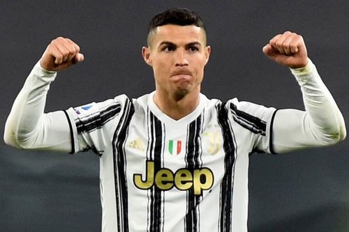 Ronaldo bỏ tập, chào tạm biệt đồng đội ở Juventus