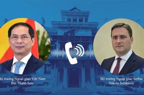 Serbia và Australia hỗ trợ Việt Nam vắc xin và thiết bị y tế điều trị Covid-19