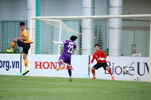 Huấn luyện viên Mai Đức Chung trao cơ hội cho tuyển thủ trẻ