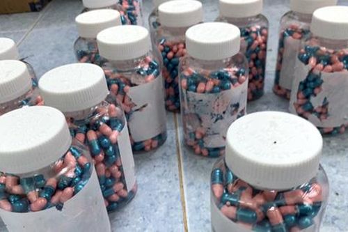 Sản xuất, buôn bán thuốc điều trị COVID-19 giả bị xử phạt thế nào?