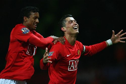 Ronaldo đưa sự nghiệp 1 tỷ USD trở lại MU