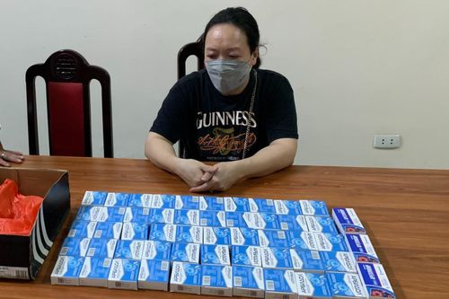 Phát hiện lô thuốc 'trị Covid-19' không rõ nguồn gốc