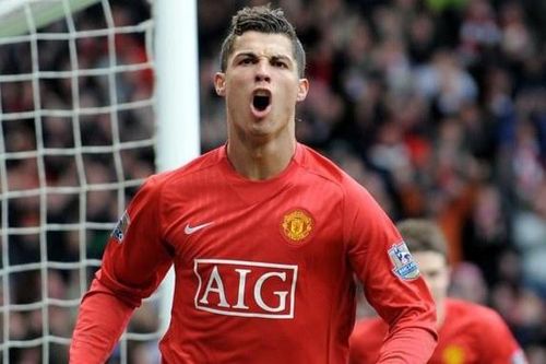 Ronaldo về MU - không chỉ là chuyện sĩ diện