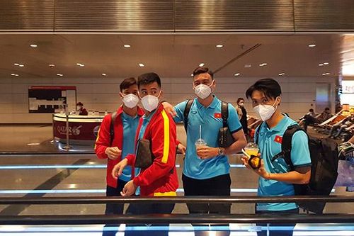 Tuyển Việt Nam xét nghiệm âm tính tại Riyadh
