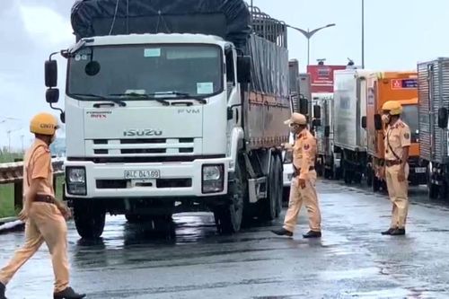 Cần thống nhất 'thông luồng' vận tải hàng hóa
