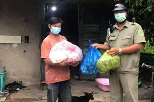 Hơn 1.000 túi an sinh chuyển tới bà con vùng tâm dịch