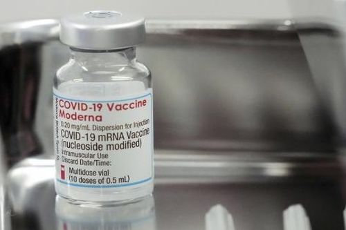 Covid-19: Ấn Độ kỷ lục ngày tiêm 10 triệu liều vaccine, Nhật Bản 2 người tử vong sau khi tiêm vaccine nhiễm chất lạ