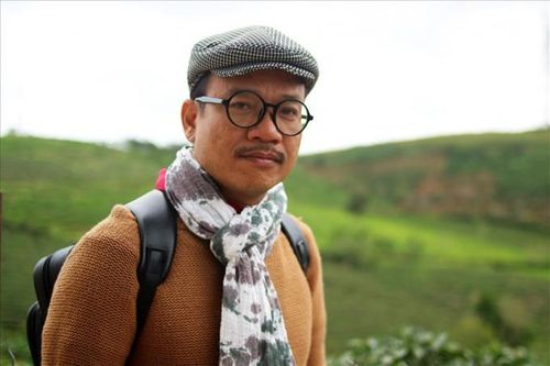 Nhà nghiên cứu nghệ thuật xin tranh để đấu giá mua máy thở cho bệnh nhân Covid-19