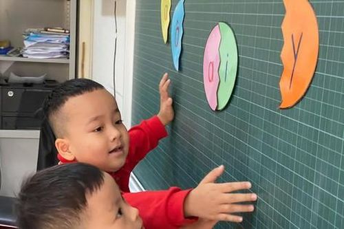 Học phí trực tuyến trường tư: Giảm, nhưng... chưa thỏa đáng?