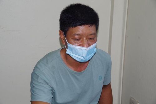Đâm chết bạn gái tại phòng trọ do ghen tuông