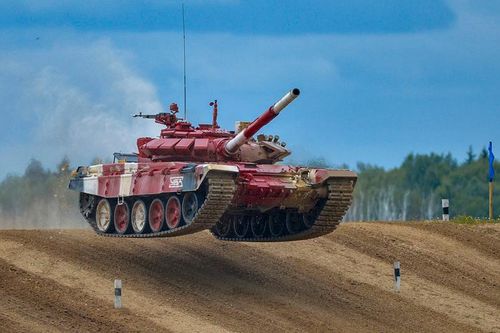 'Soi' mẫu xe tăng trong Army Games 2021