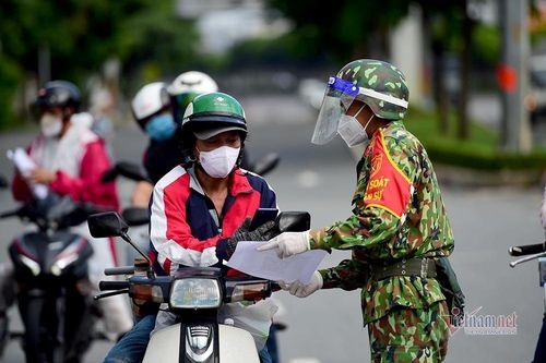 Công an TP.HCM thông báo thay đổi kiểm soát đi đường đợt giãn cách cao điểm