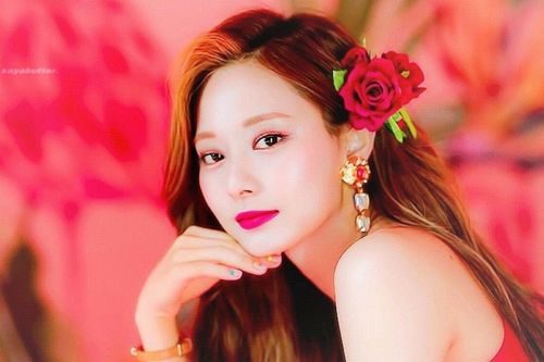 Tử Du (TWICE) bị đe dọa 'lấy mạng' sau khi xuất hiện trong danh sách thanh trừng, thực hư thế nào?