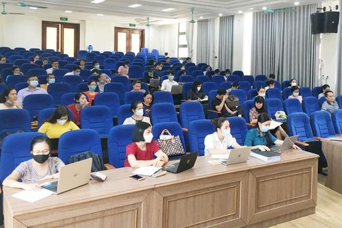 Trường THPT số 1 thành phố Lào Cai tập huấn công nghệ thông tin