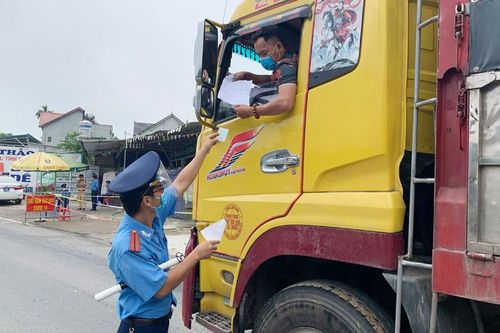 'Căng mình' nơi cửa ngõ Thủ đô