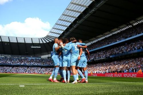 Man City lên đầu bảng sau trận thắng Arsenal 5-0